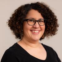Pasfoto Farida Barki